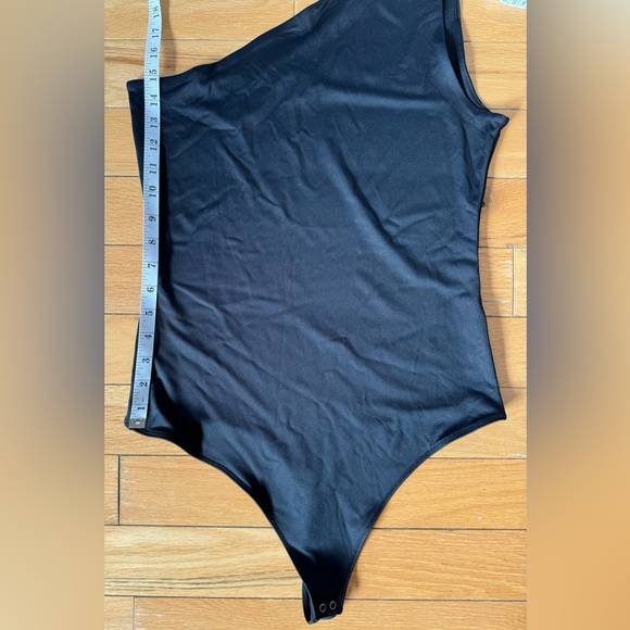 NWOT Abercrombie & Fitch | One Shoulder Body Suit Black Soft Collection Large - Picture 6 of 12